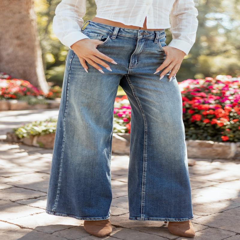 Cello Medium Wash Wide Leg Stretchy Jeans