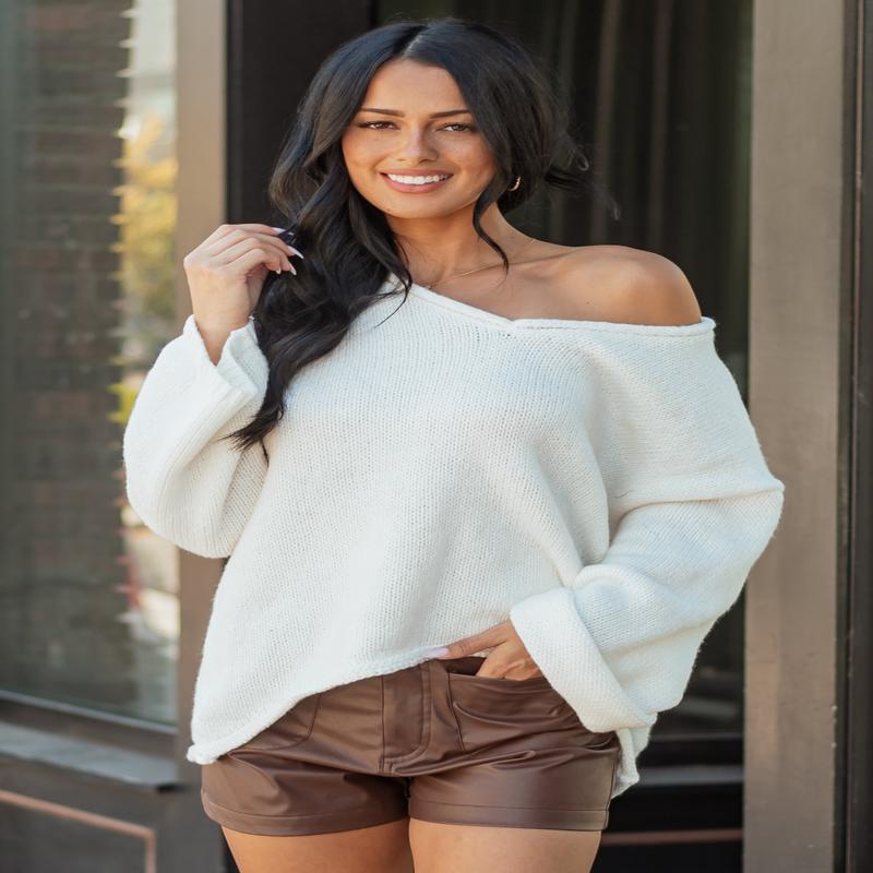 Lovelo Ivory V Neck Long Sleeve Chunky Knit Sweater