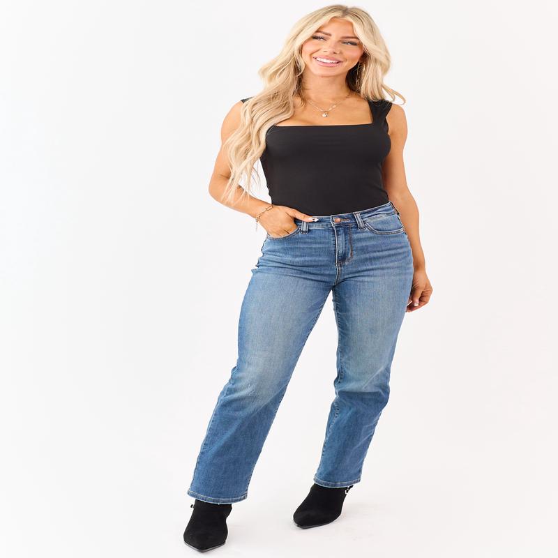 Judy Blue Medium Wash Stretchy Straight Jeans