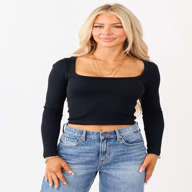 Black Square Neck Long Sleeve Crop Top
