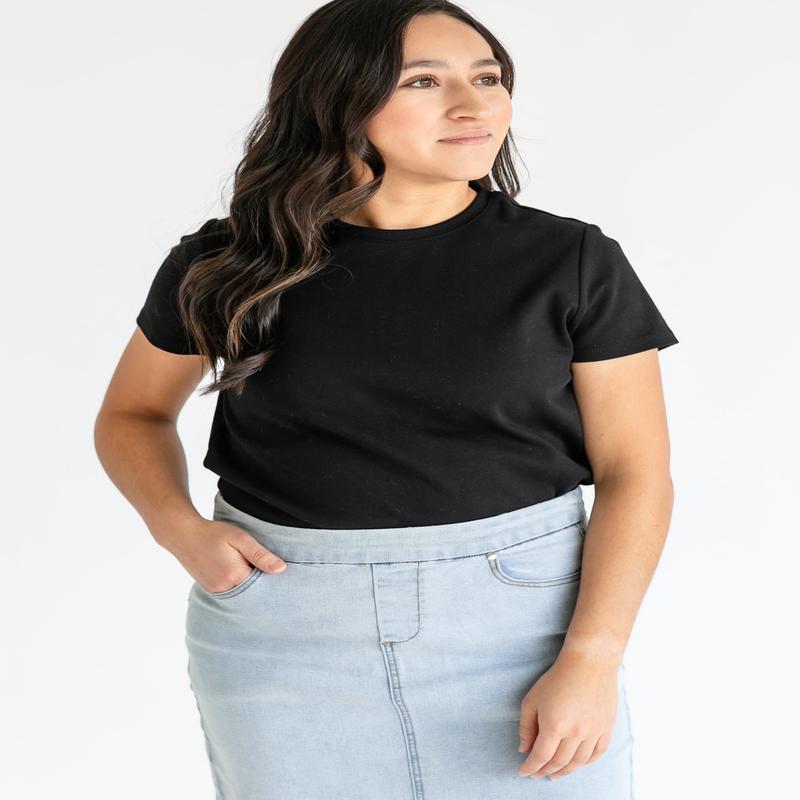 LIVERPOOL Short Sleeve Crewneck Knit Tee