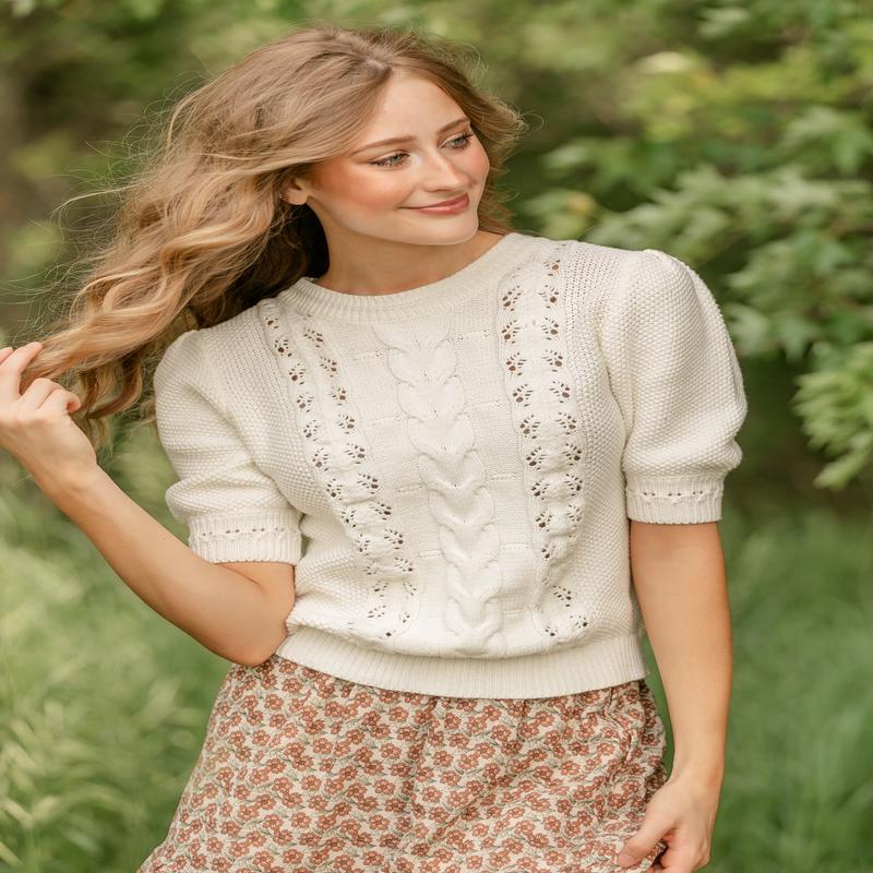 Cable Knit Short Sleeve Sweater