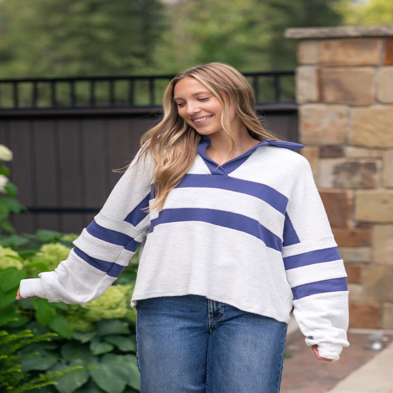 Collared Contrast Stripe Knit Top