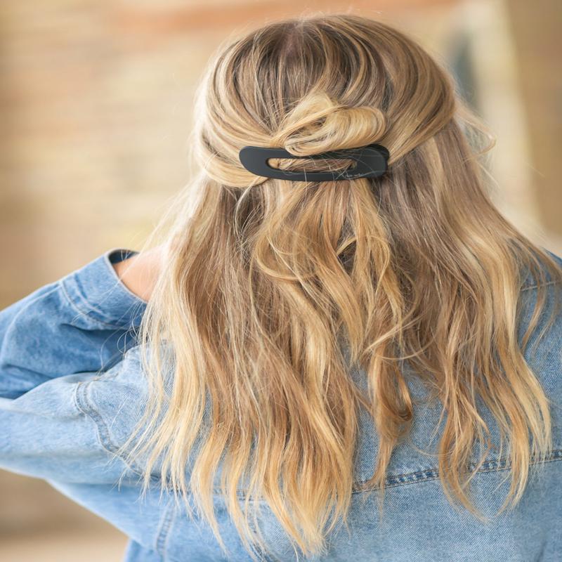 Kitsch Flat Lay Claw Clip 2pc Flat Black + Tortoise