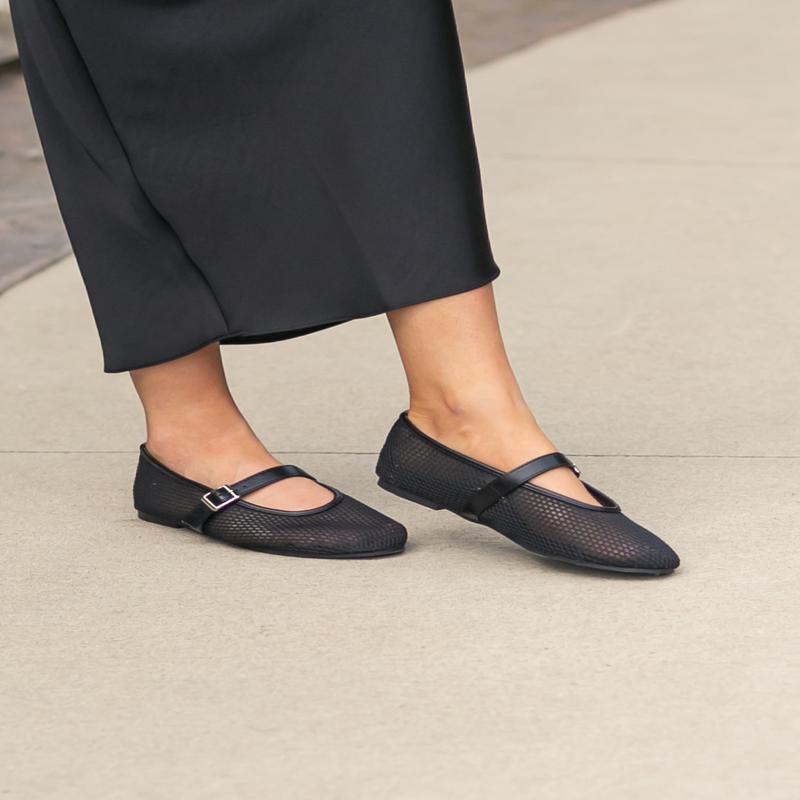 Round Toe Mesh Ballet Flat
