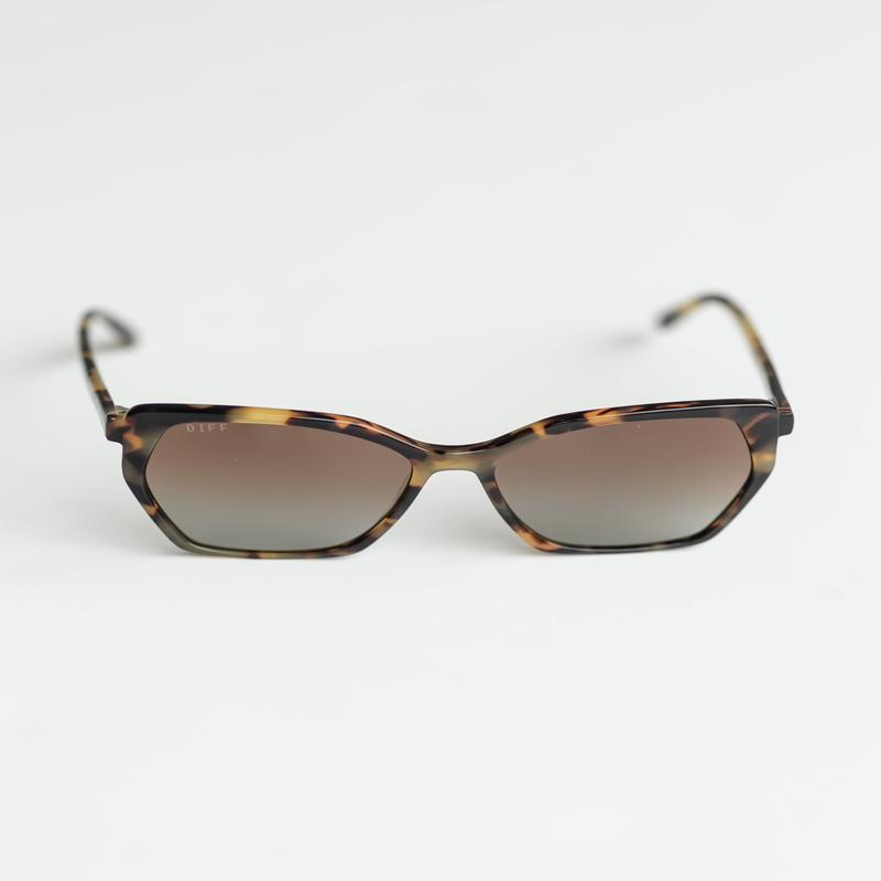 Vera Kombu + Brown Gradient Polarized Sunglasses - FINAL SALE