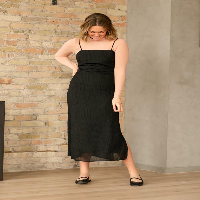 Black Sleeveless Crinkle Maxi Dress - FINAL SALE