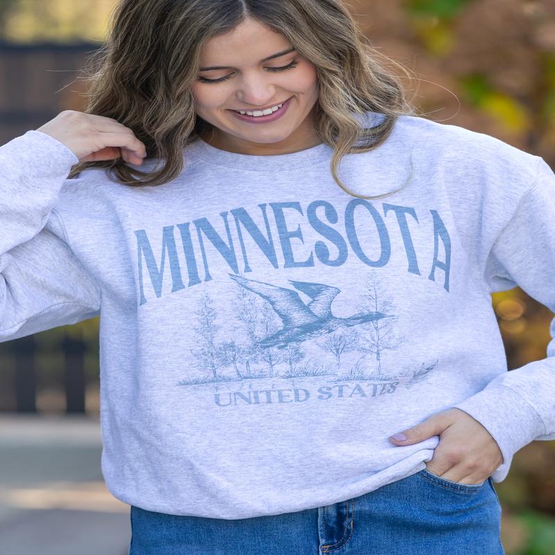Oversized Minnesota Graphic Sweatshirt