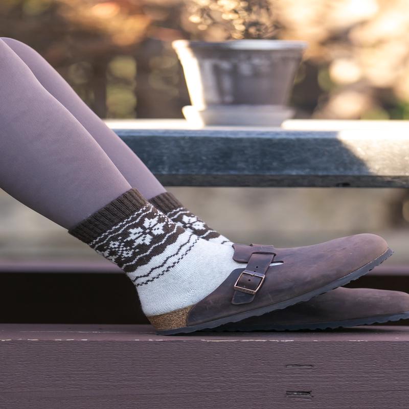 Thick Snowflake Rufia Sock