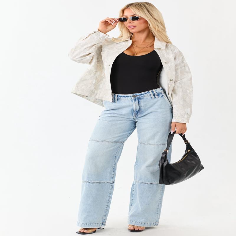 Hidden Light Wash High Rise Relaxed Straight Jeans