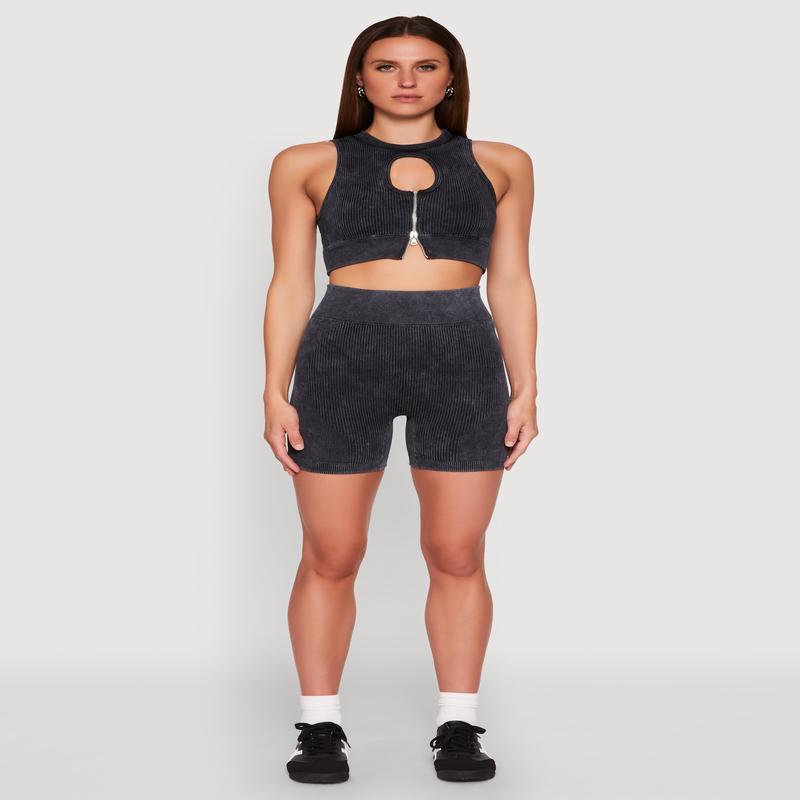Seamless Ribbed Knit Ruched Biker Shorts
