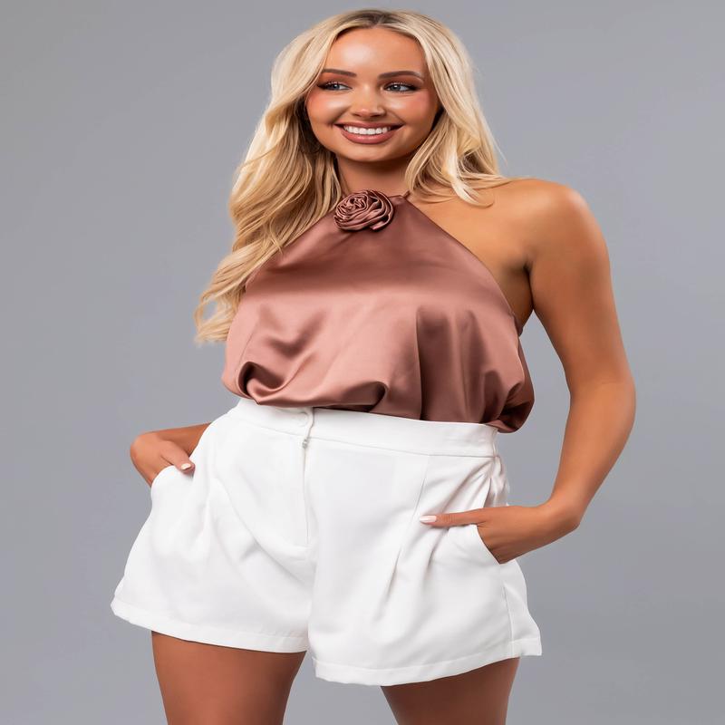 Off White Woven Loose Leg Shorts