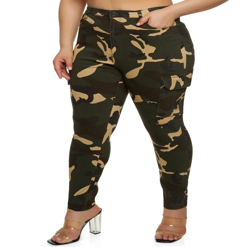 Plus Size Skinny Leg Camo Cargo Pants
