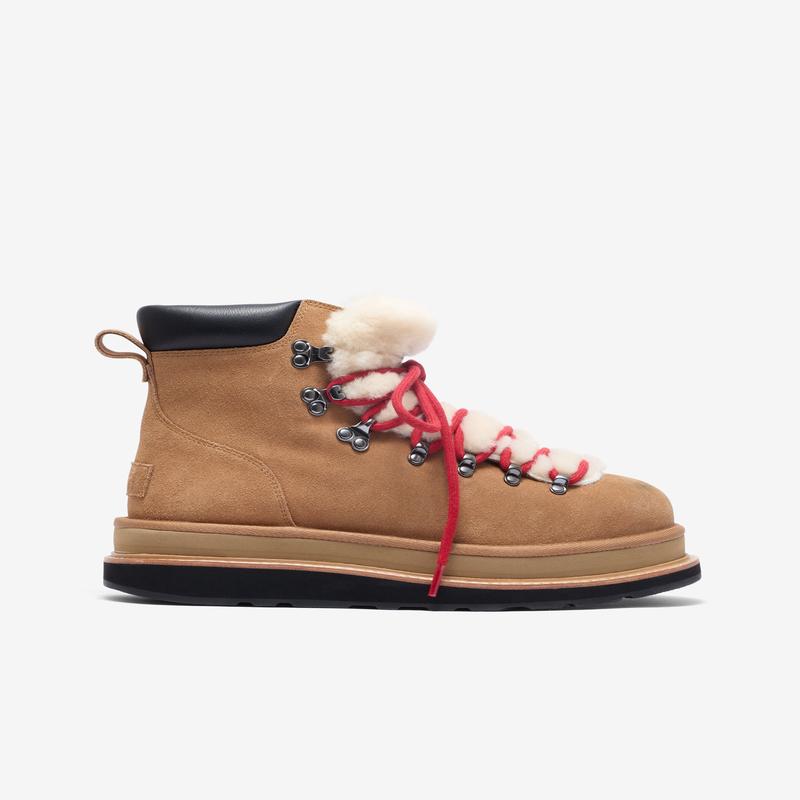 Ugg - Sacai Hiker Boot - (Chestnut)