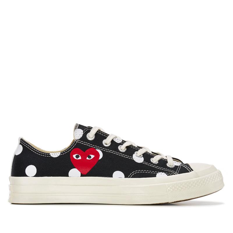 Play Converse - Polka Dot Red Heart Chuck Taylor All Star 70 Low Sneakers - (Black)