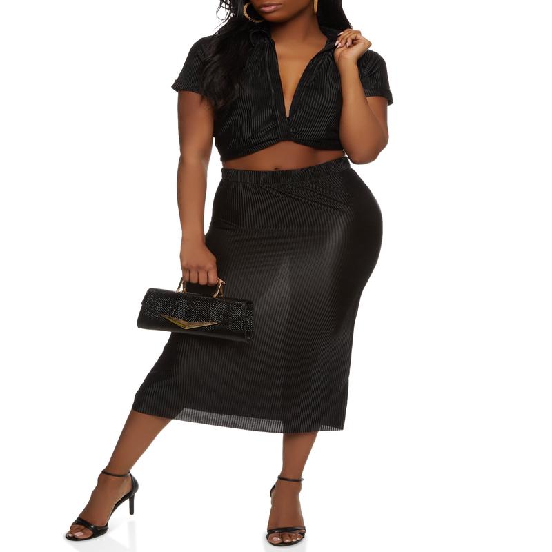 Plisse Plunge Twist Front Crop Top