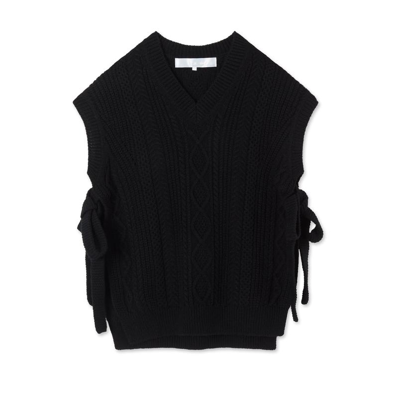 Tao - Cable Knit Shetland Wool Vest - (Black)