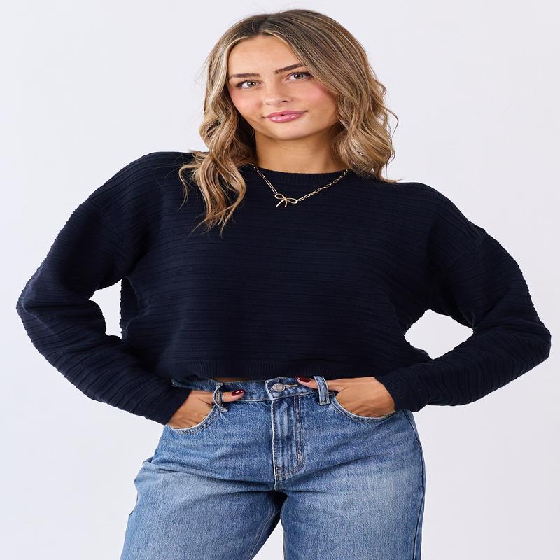 Black Textured Knit Crew Neck Cropped Sweater