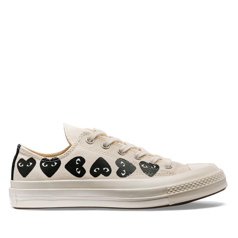 Play Converse - Multi Black Heart Chuck Taylor All Star '70 Low Sneakers - (Beige)