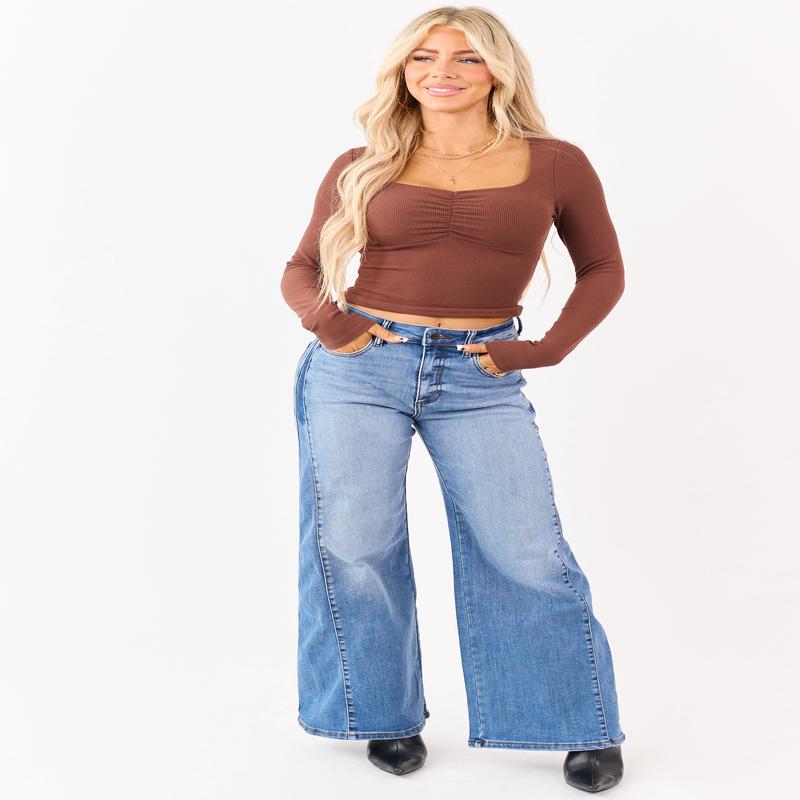 Sneak Peek Medium Stonewash Stretchy Wide Leg Jeans