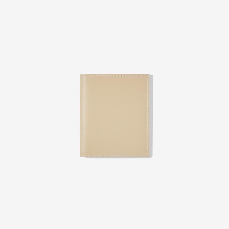 CDG Wallet - Classic Leather Bifold Wallet - (Off-White SA6400)