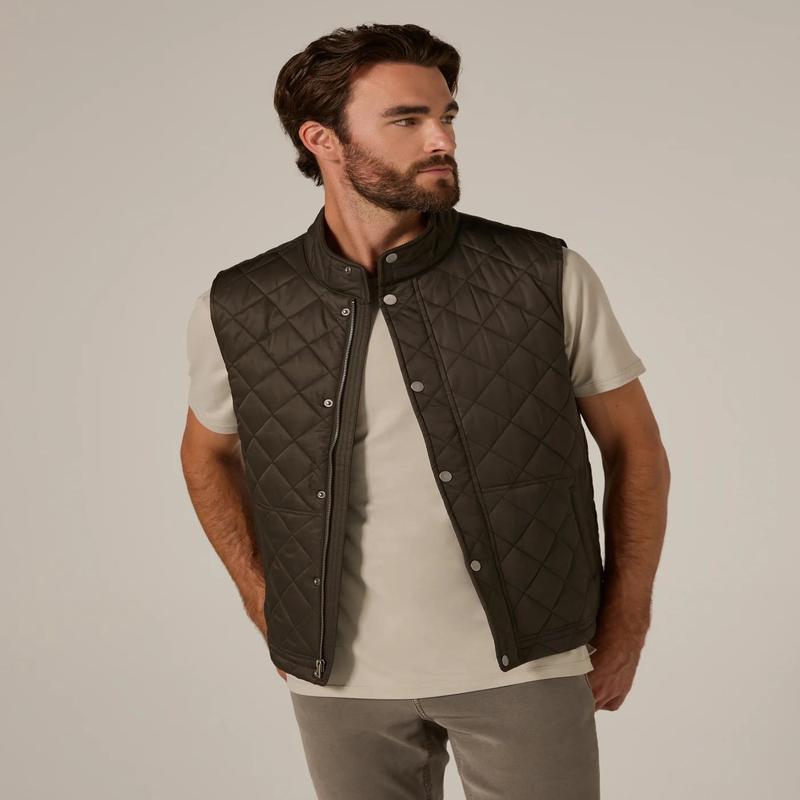 7 Diamonds Crest Quilted Vest