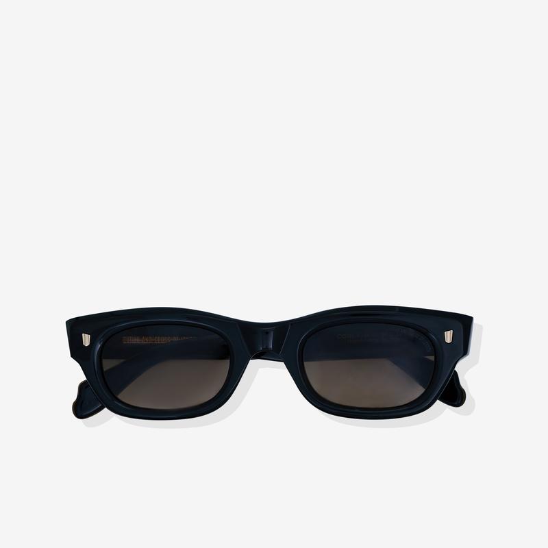 Cutler & Gross - 9261 Cat Eye Sunglasses - (Black)