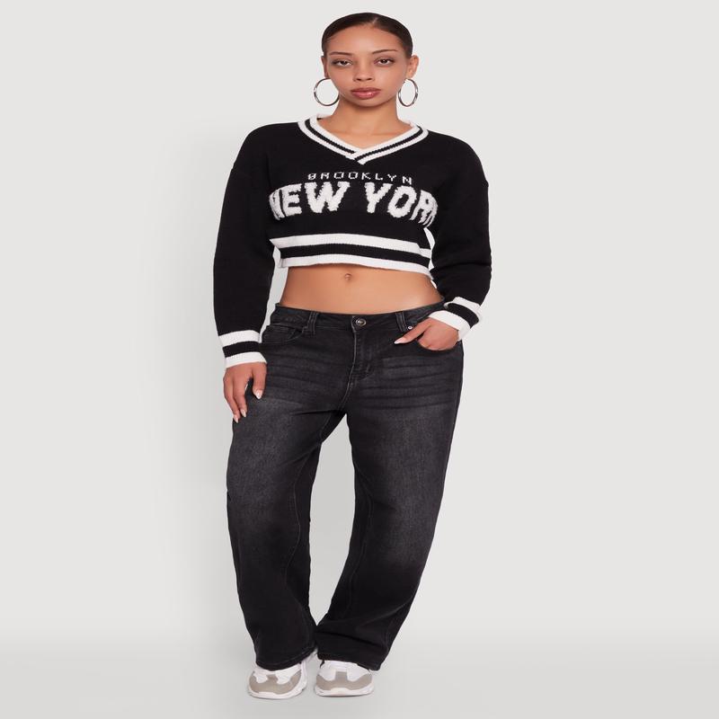 Daisy Chenille New York Graphic Cropped Sweater