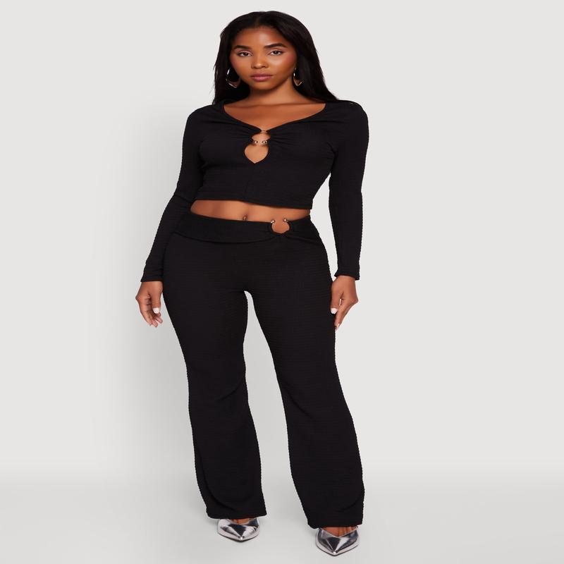 Metallic O-Ring Keyhole Belted Front Flare Pants