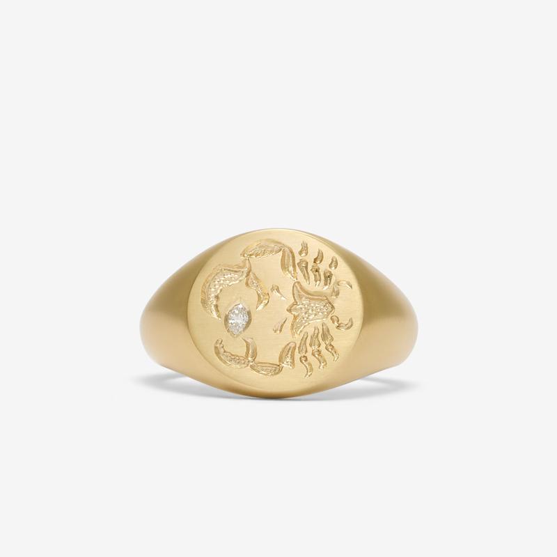 Castro - Crab Cancer Signet Ring - (Yellow Gold)
