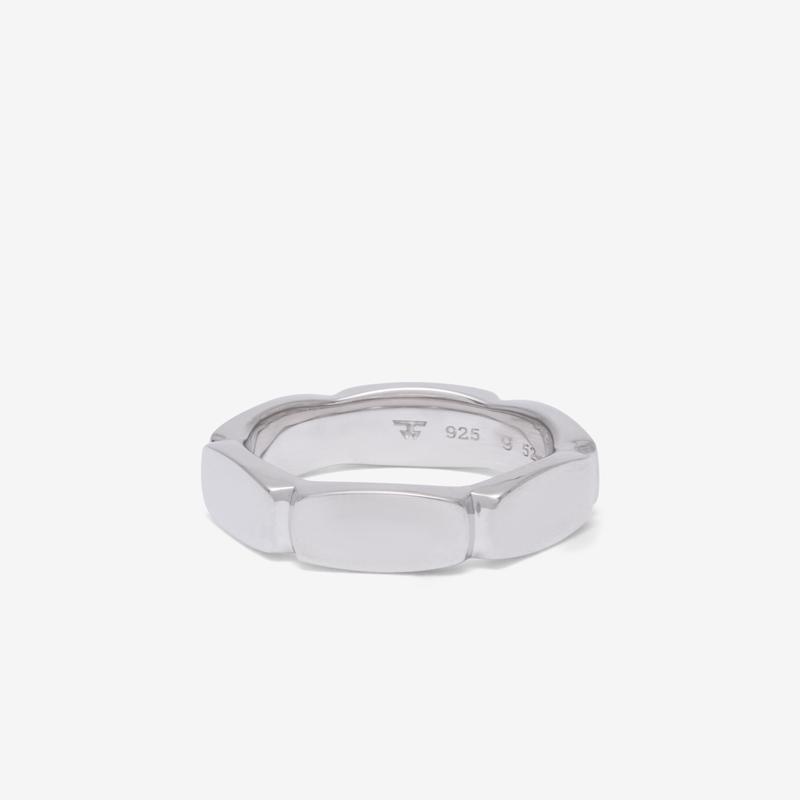 Tom Wood - Umi Band Ring Medium - (Silver)