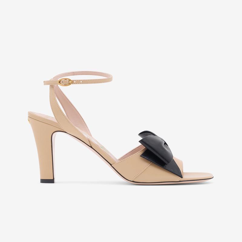 Valentino Garavani - Womens Bowow Kidskin Sandal - (Sand)