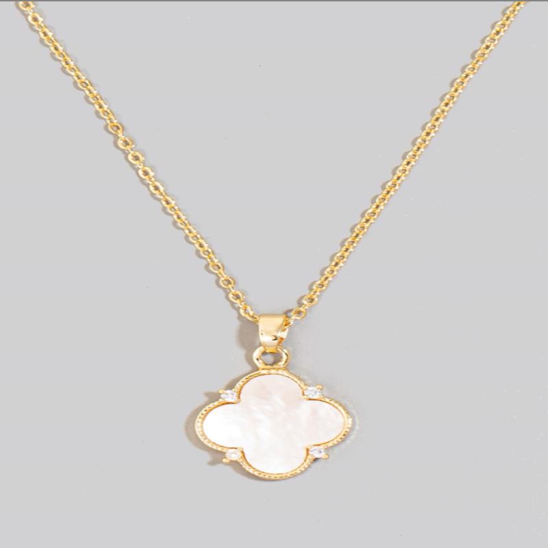 Shell Pendant Necklace