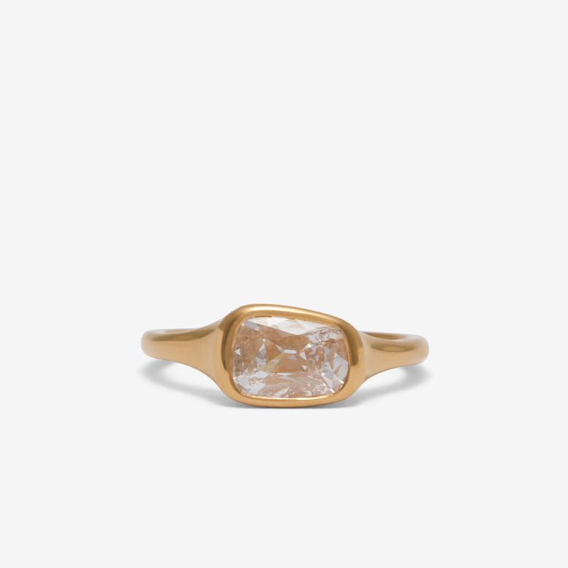 William Welstead - Asymmetric Cushion Cut Diamond Ring - (Yellow Gold)