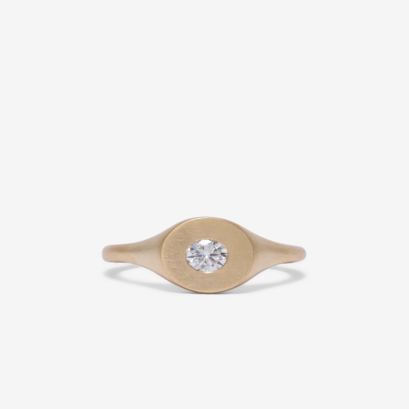 Seb Brown - Round Frame Ring - (Yellow Gold)