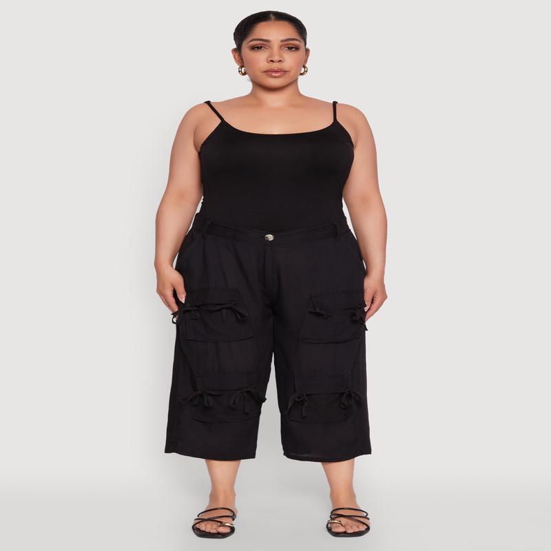 Plus Size Tie Cargo Pocket Capri Pants