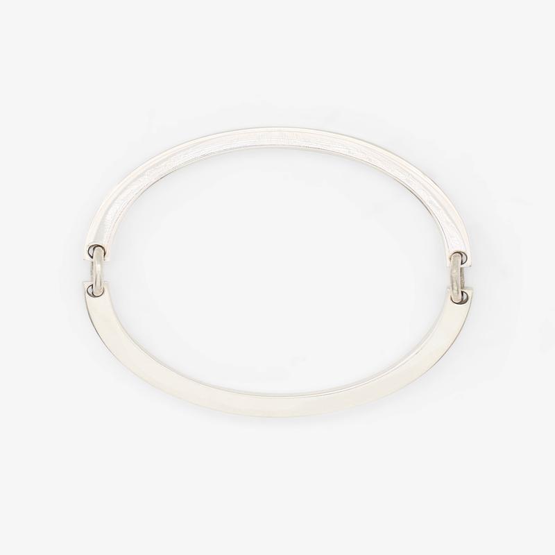 Old Jewelry - Plain Circle Bracelet - (Silver)
