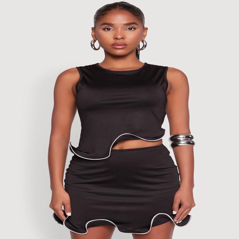 Wave Structured Sleeveless Crop Top