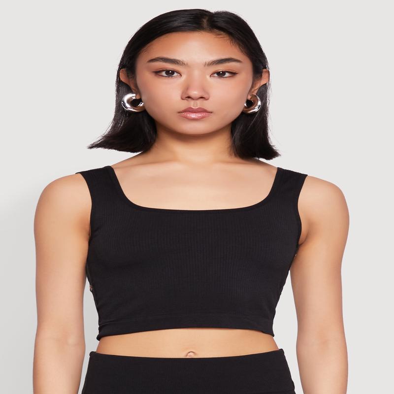 Grommet Side Cropped Tank Top