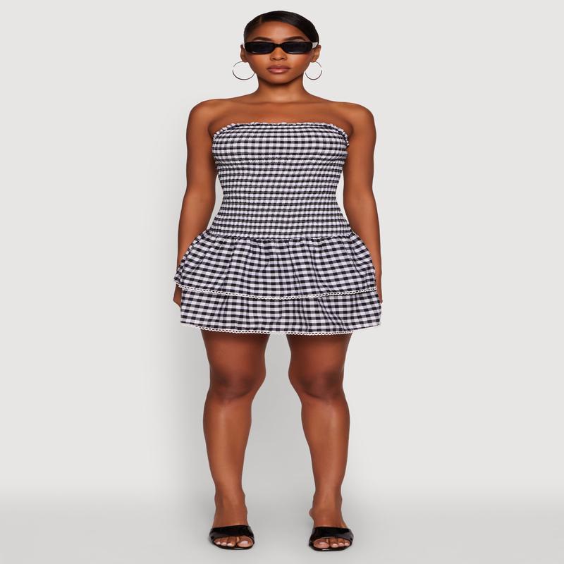 Haute Monde Gingham Strapless Tiered Skater Dress