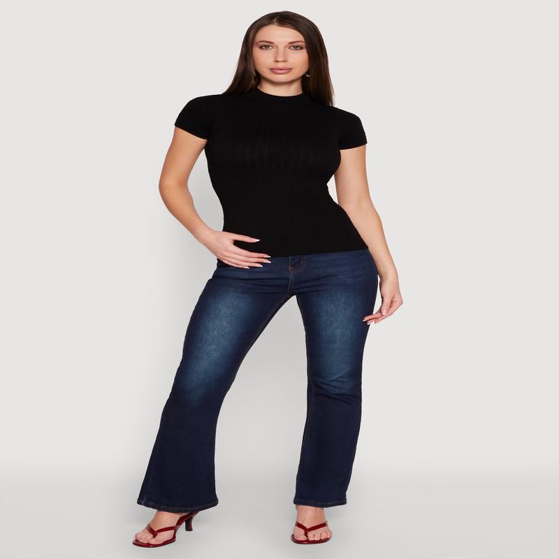 Seamless Short Sleeve Mock Neck Top