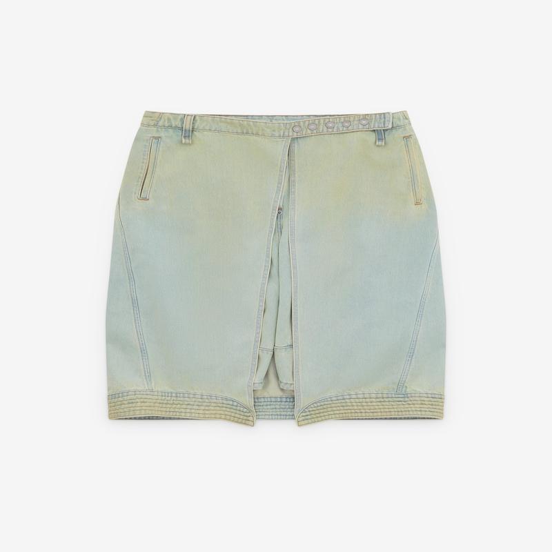Kiko Kostadinov - Womens Levi's Carina Apron Shorts - (Lupin)