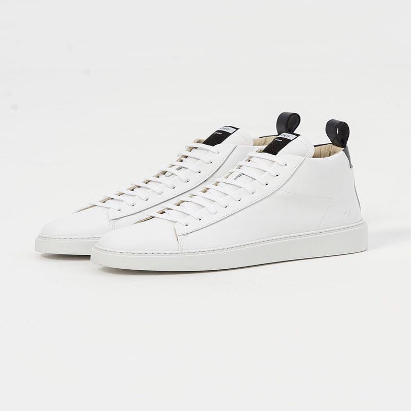 009 HIGH SNEAKERS IN WHITE AND DARK BLUE