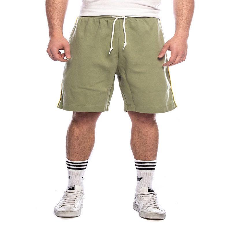 SHORTS IN LIGHT GREEN