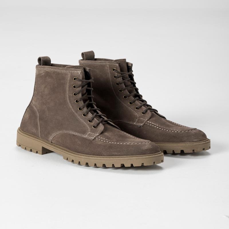 HERMAN SUEDE BOOTS IN TAUPE