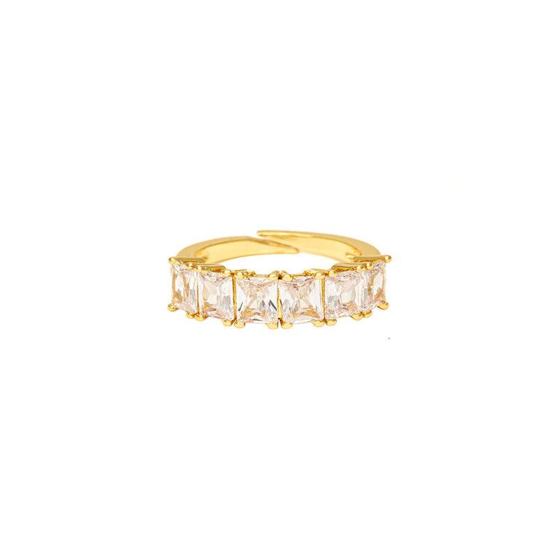 BECKA RING IN GOLD
