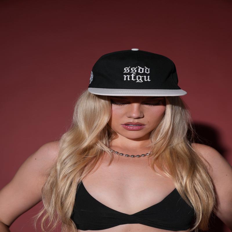 Just Look Up Vintage 5 Panel Hat in Black/Cream