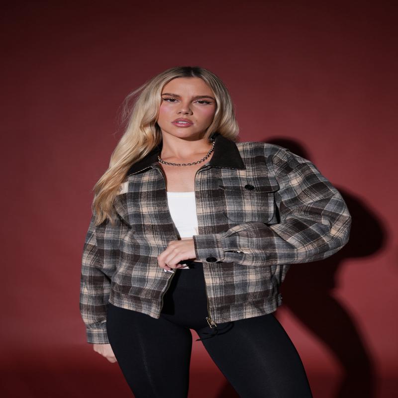 Wolf Head Logan Jacket in Coastal Plaid