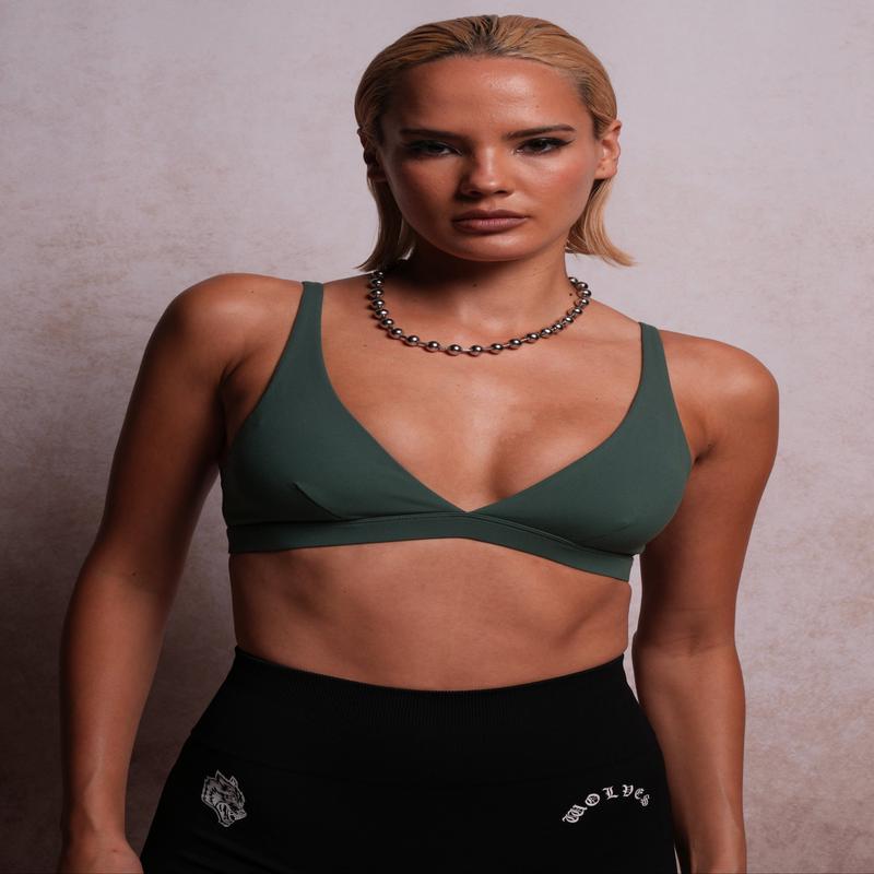 Chopper V Sports Bra in Hunter Green