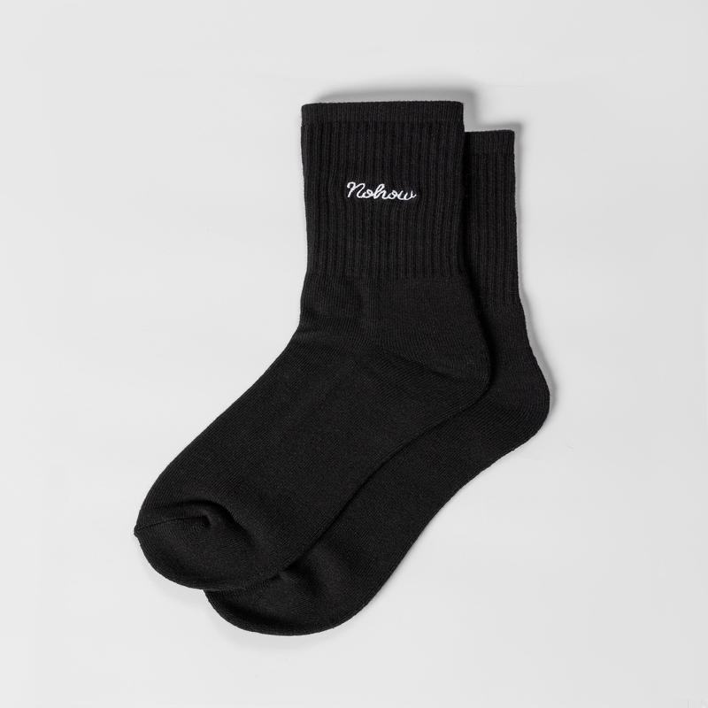 NOHOW CREW SOCKS IN BLACK
